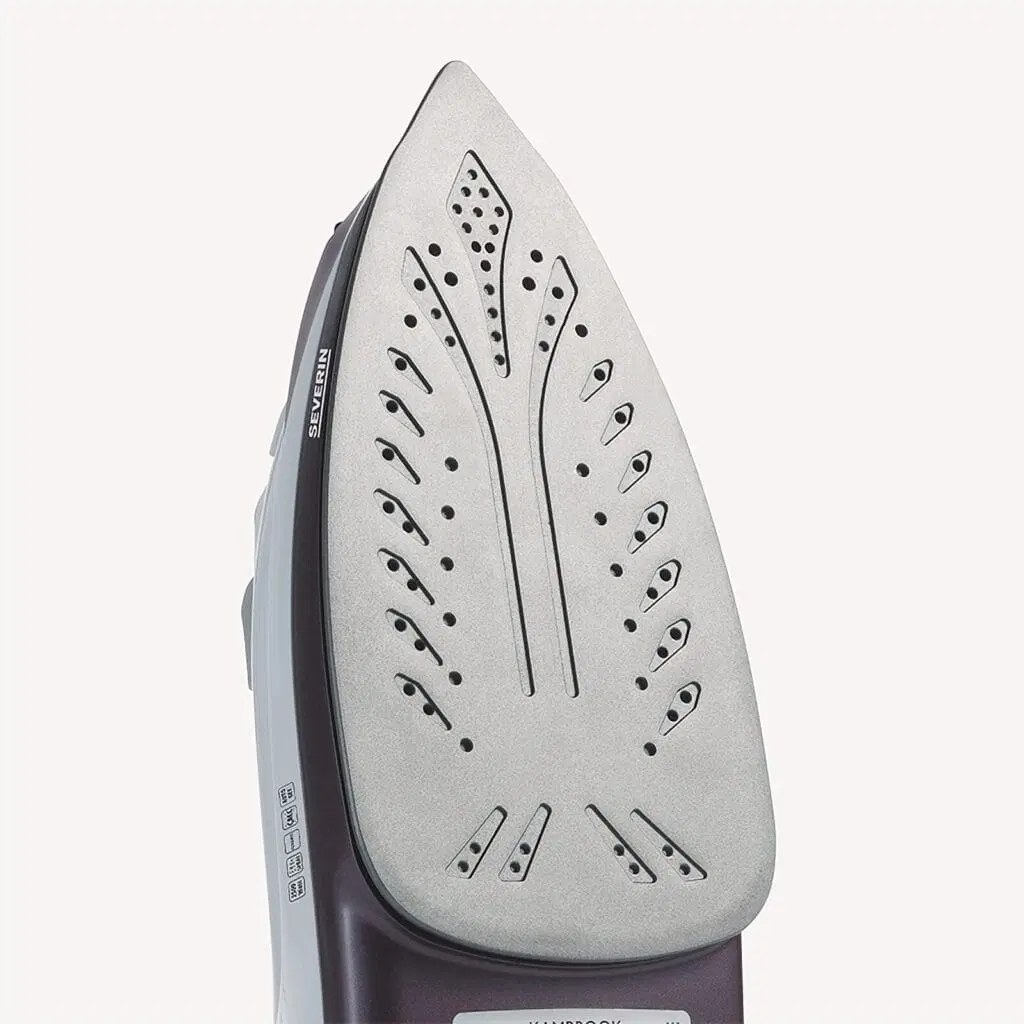 Severin BA 3210 Buharlı Ütü 2500 W Mor-Beyaz
