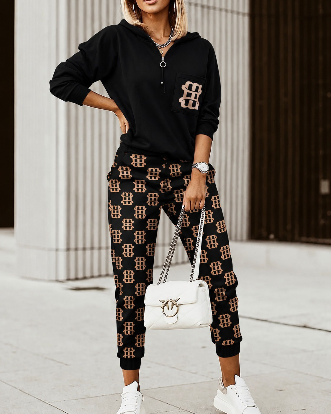 Girince 194858 Women's Zip-Neck Top and Patterned Trousers Set