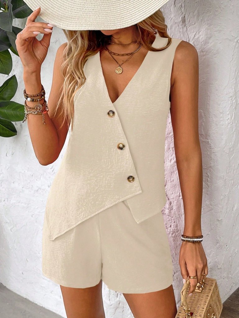 Girince 190813 Women's Button-Front Blouse and Lined Shorts Set