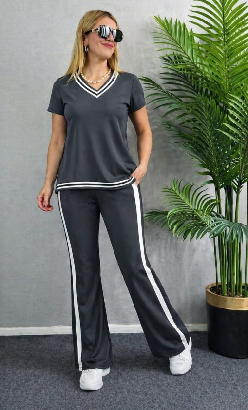 Girince 188724 Women's Short-Sleeve V-Neck Top and Trousers Set
