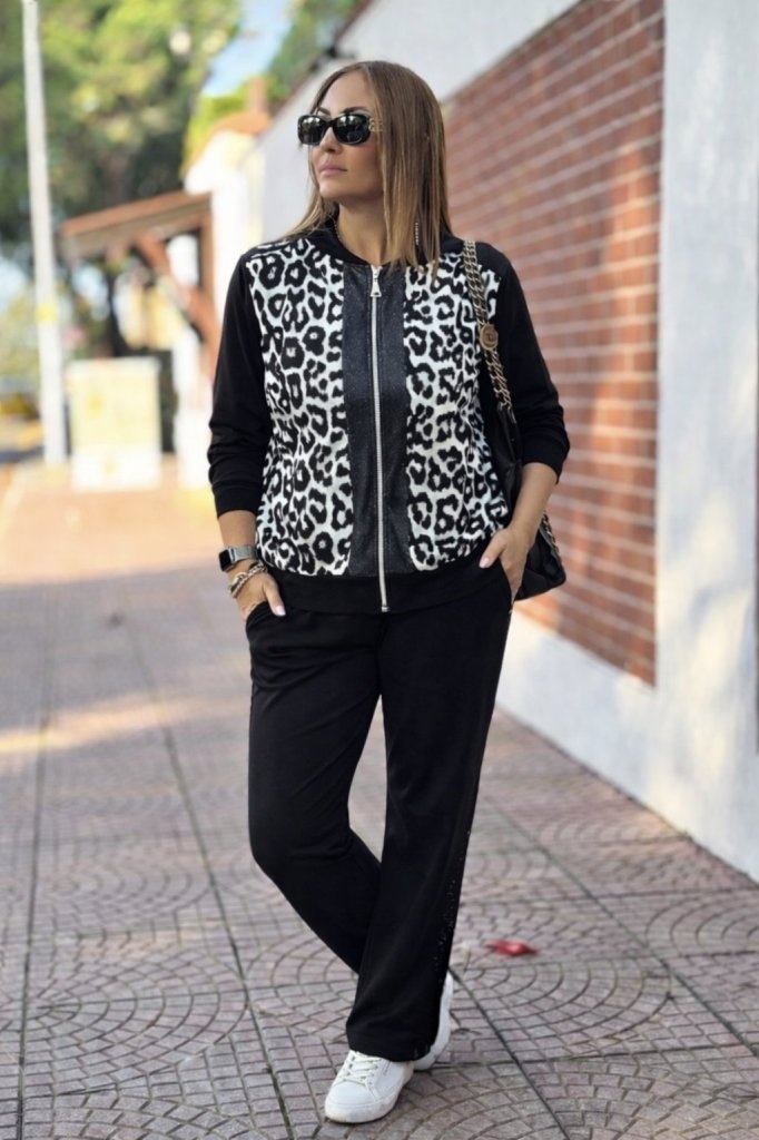 Girince 182838 Women's Leopard-Print Zip-Front Top and Trousers Set