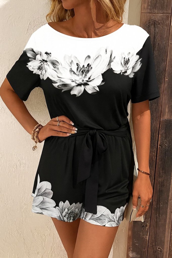 Kadın Tek Omuzu Açık çiçek Desenli Beli Kuşaklı Iki Iplik Mini Short Tulum