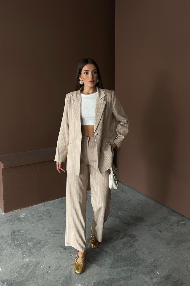 Girince 159037 Beige Striped Blazer and Trousers Set